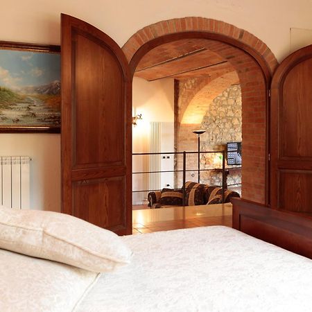 Borgo Poggio Bianco Villa Сартеано Екстериор снимка