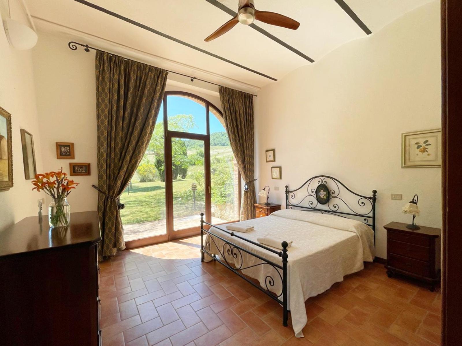 Borgo Poggio Bianco Villa Сартеано Екстериор снимка