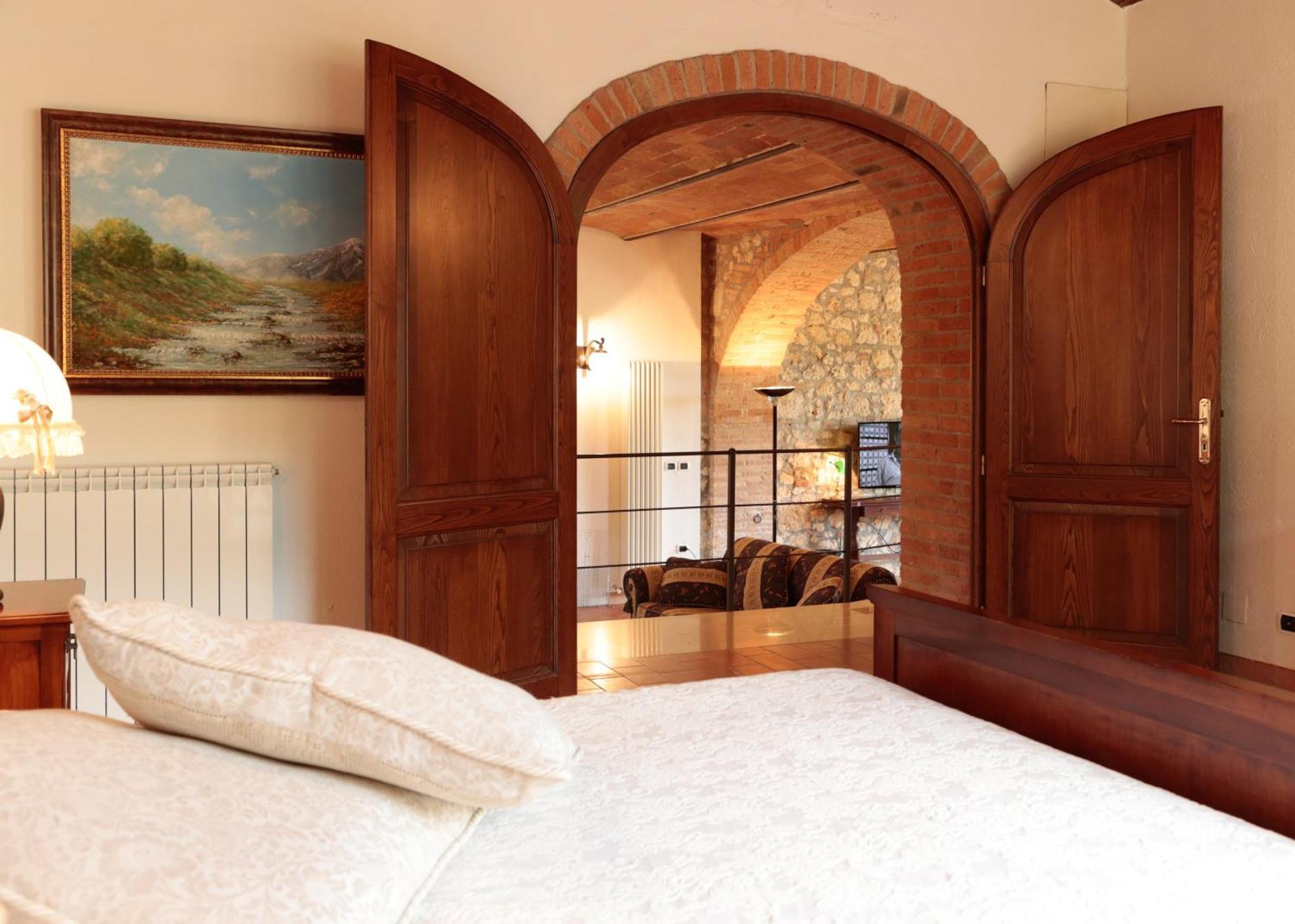 Borgo Poggio Bianco Villa Сартеано Екстериор снимка