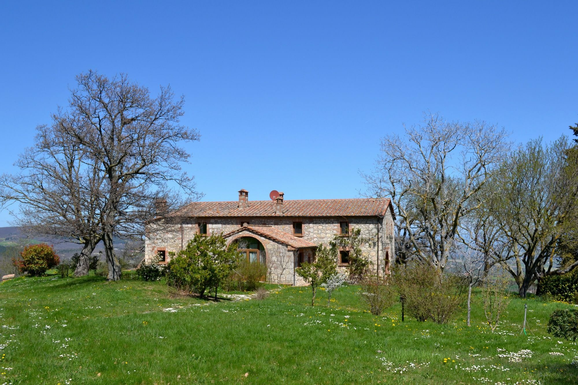 Borgo Poggio Bianco Villa Сартеано Екстериор снимка